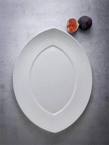 Блюдо овальное 32×25 см h 3 см, фарфор, Linea